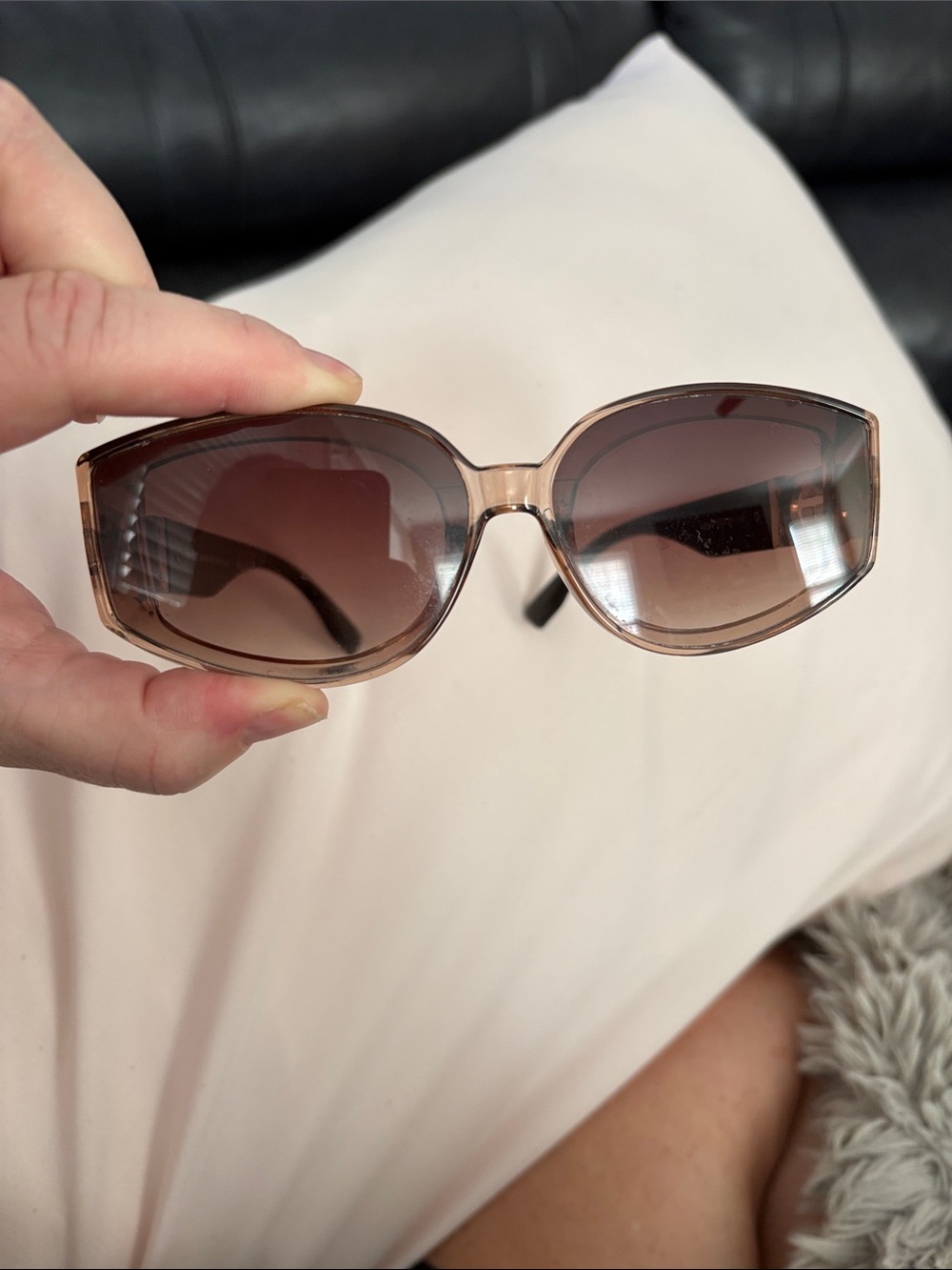 Gucci Light Brown Transparent Frame Sunglasses with Gradient Brown Lenses EUC